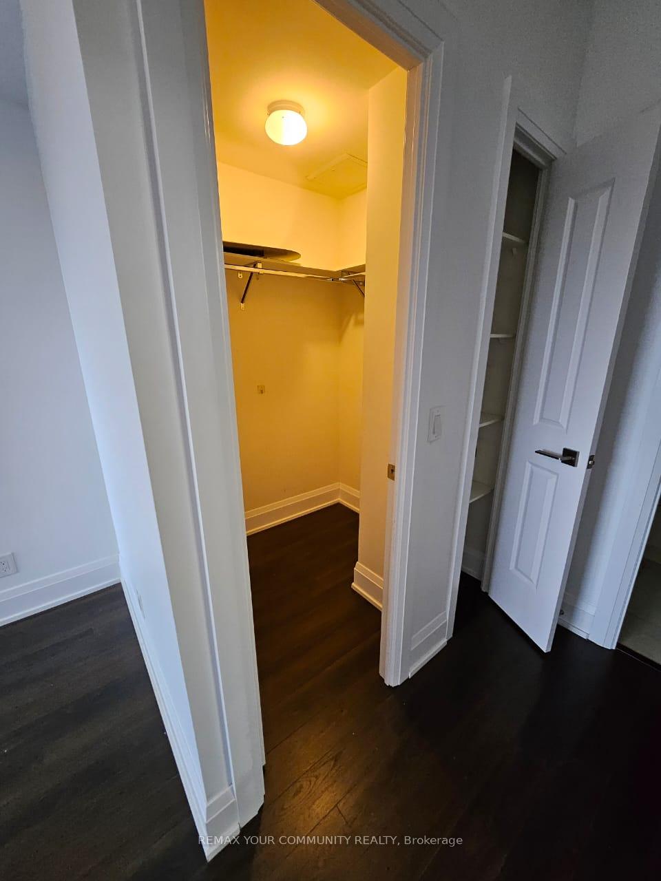 Photo 12 of Unit 423, 2 Old Mill Drive, Toronto, High Park-Swansea — HOMEH