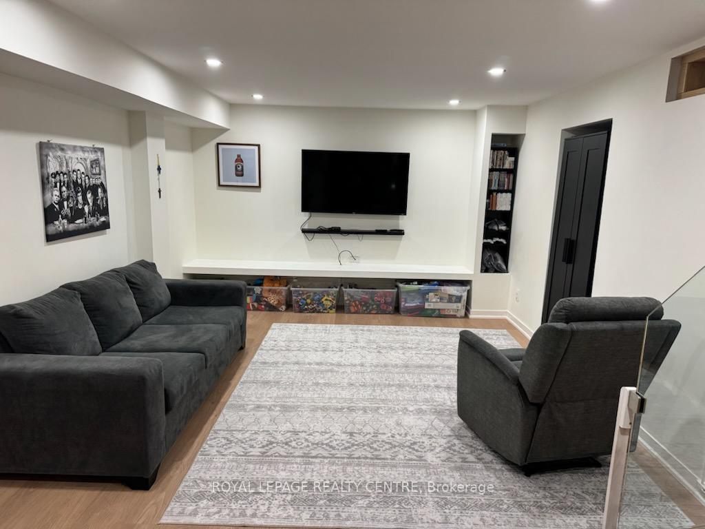 Photo 8 of 1221 Kos Boulevard, Mississauga, Lorne Park — HOMEH
