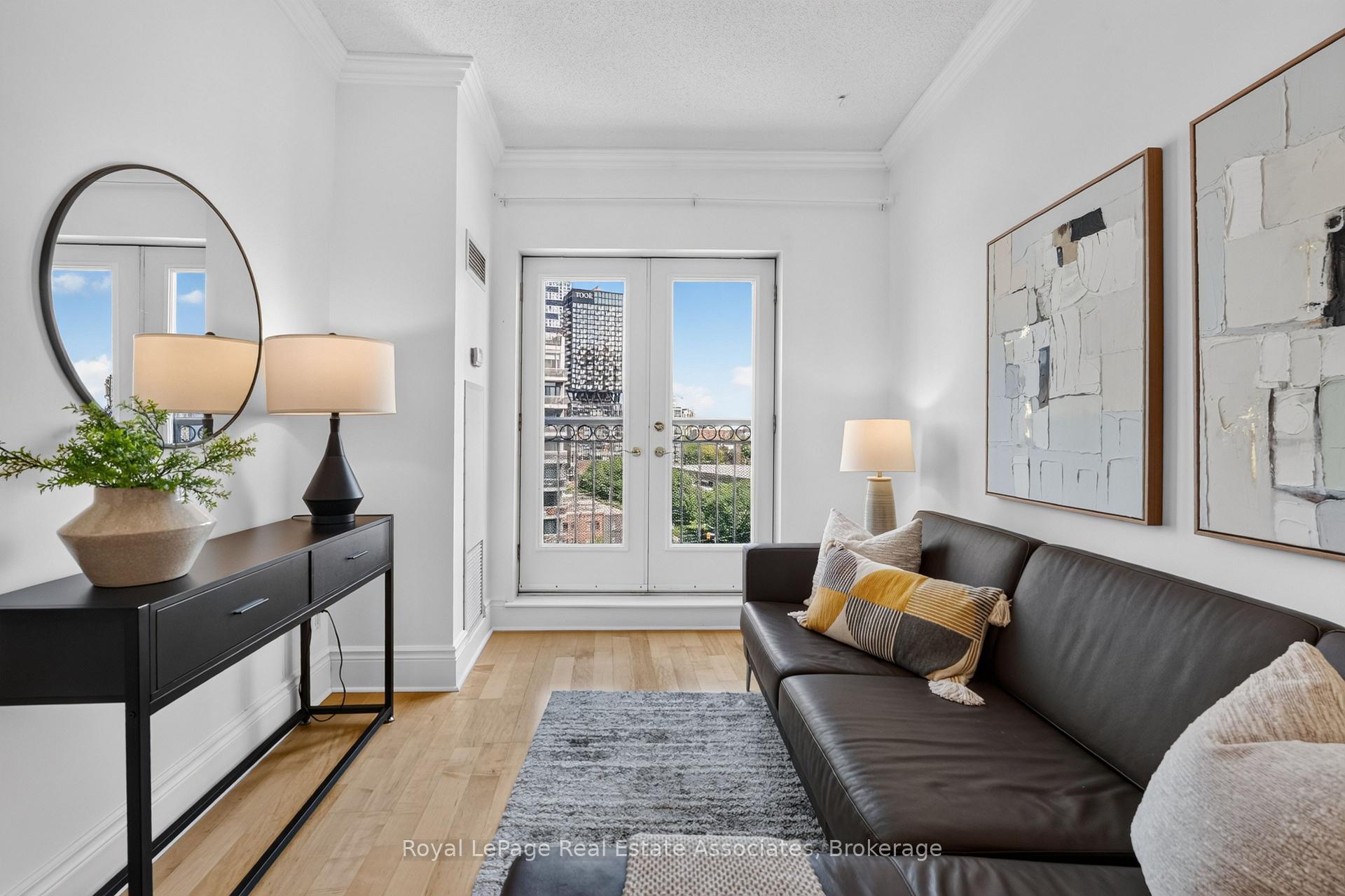 Photo 11 of Unit 1006, 115 Richmond Street E, Toronto, Church-Yonge Corridor — HOMEH