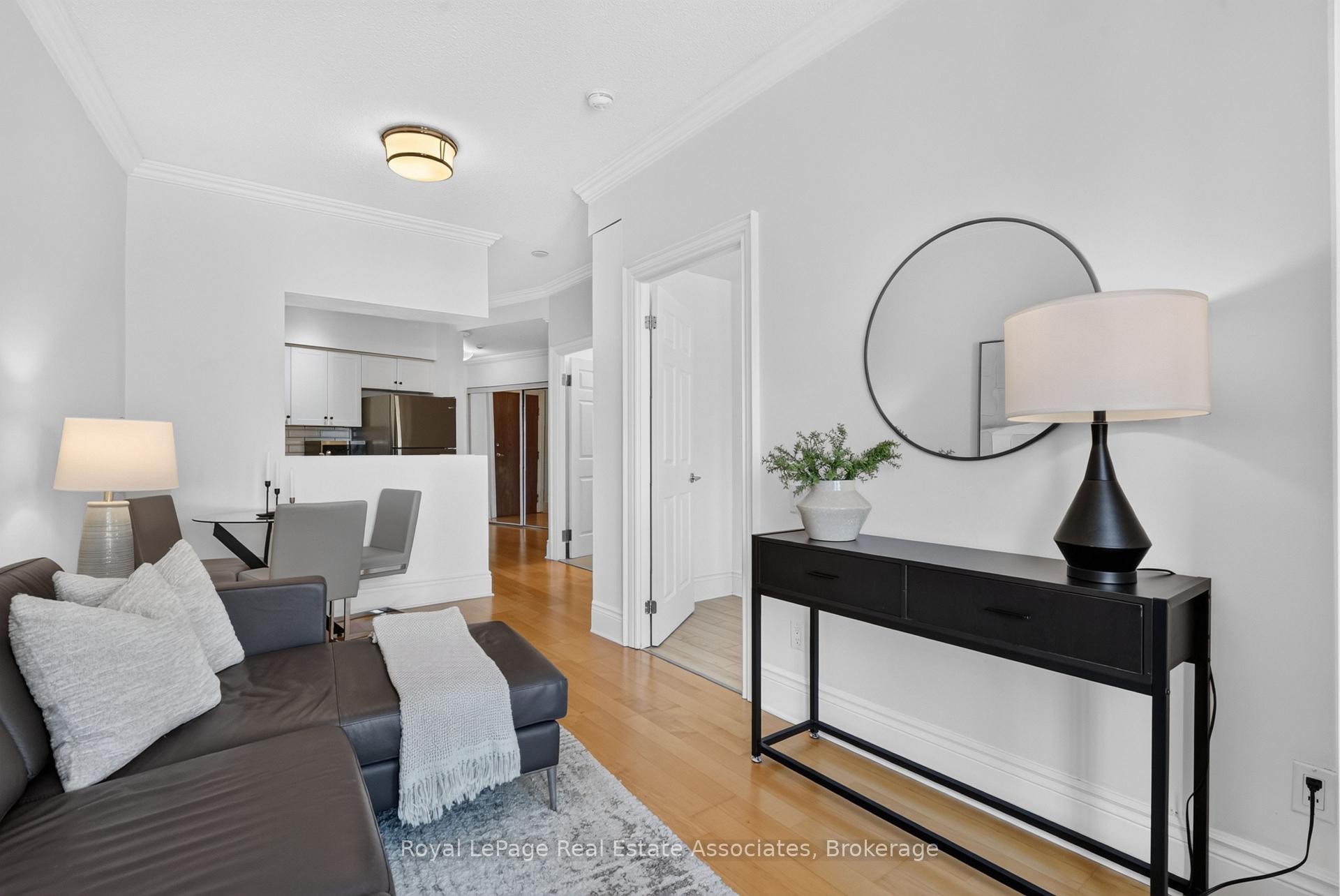Photo 13 of Unit 1006, 115 Richmond Street E, Toronto, Church-Yonge Corridor — HOMEH