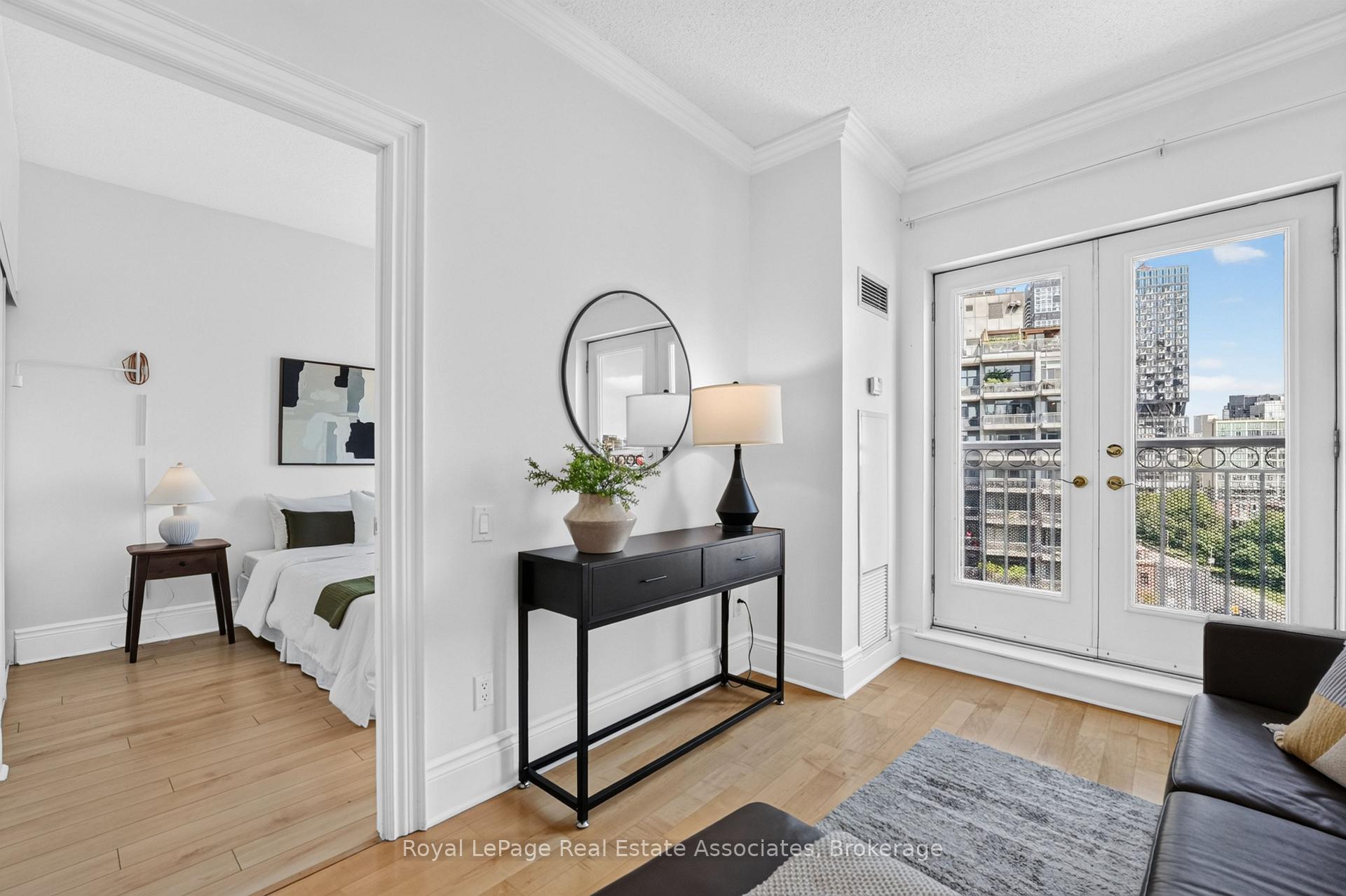 Photo 14 of Unit 1006, 115 Richmond Street E, Toronto, Church-Yonge Corridor — HOMEH