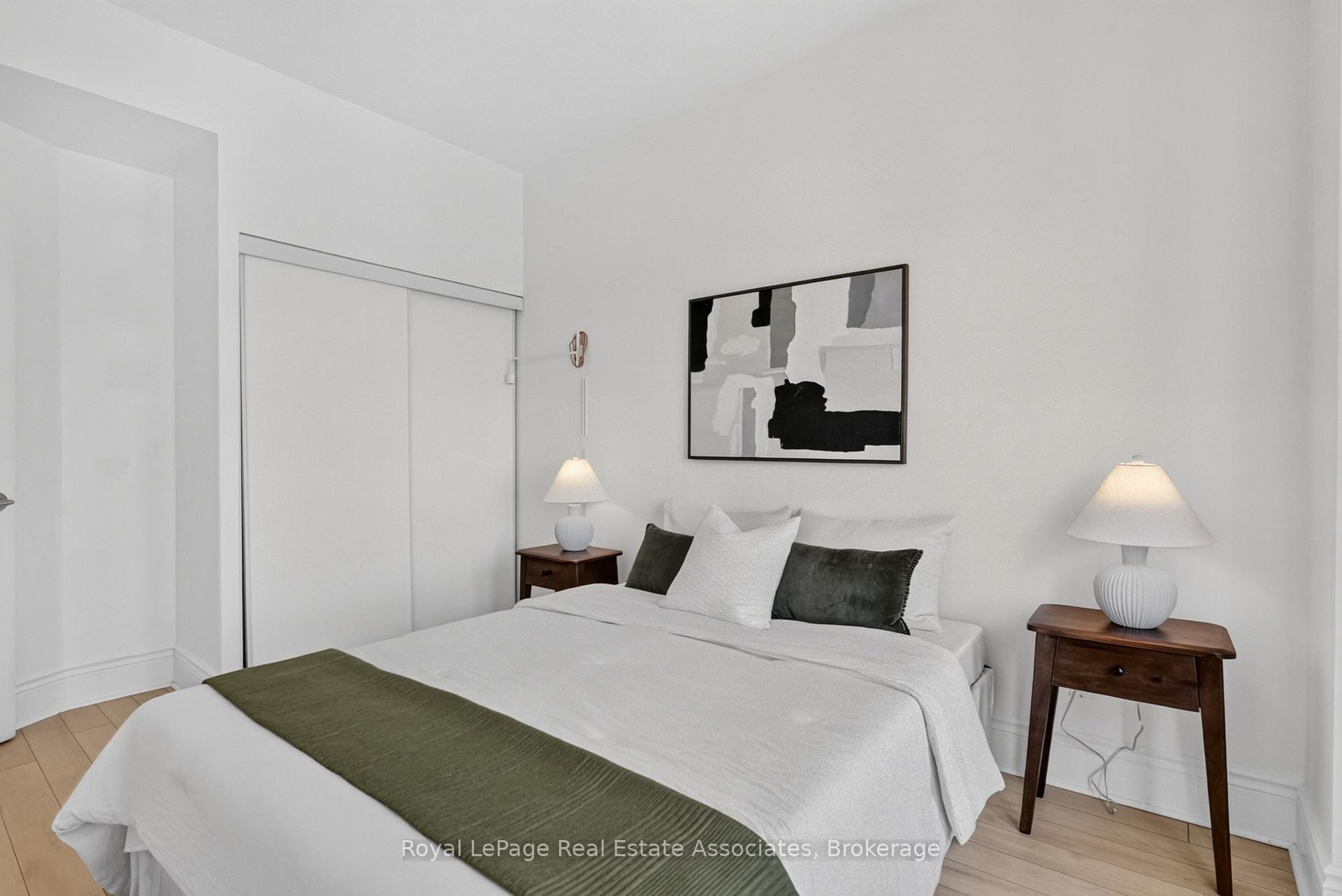 Photo 17 of Unit 1006, 115 Richmond Street E, Toronto, Church-Yonge Corridor — HOMEH