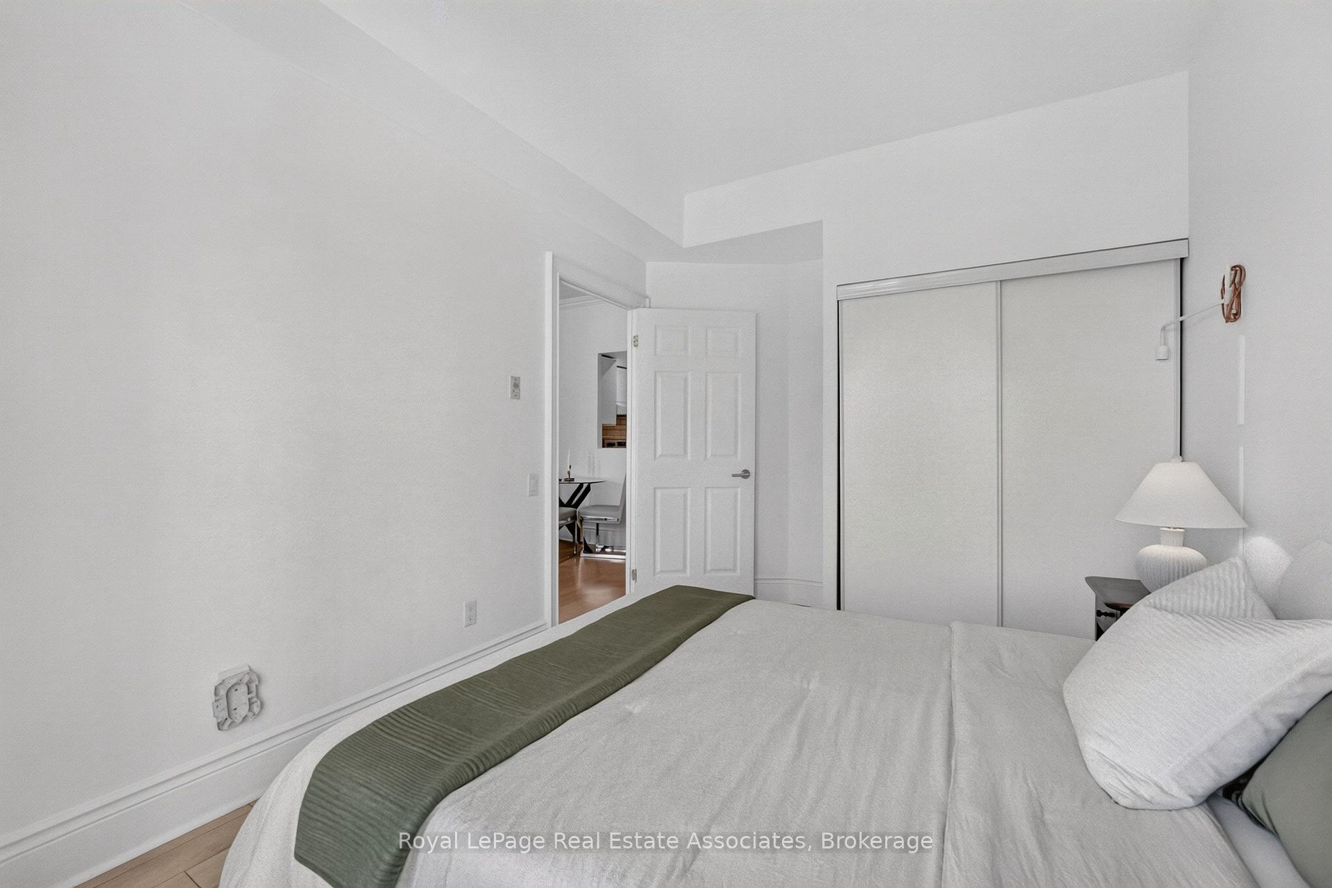 Photo 18 of Unit 1006, 115 Richmond Street E, Toronto, Church-Yonge Corridor — HOMEH