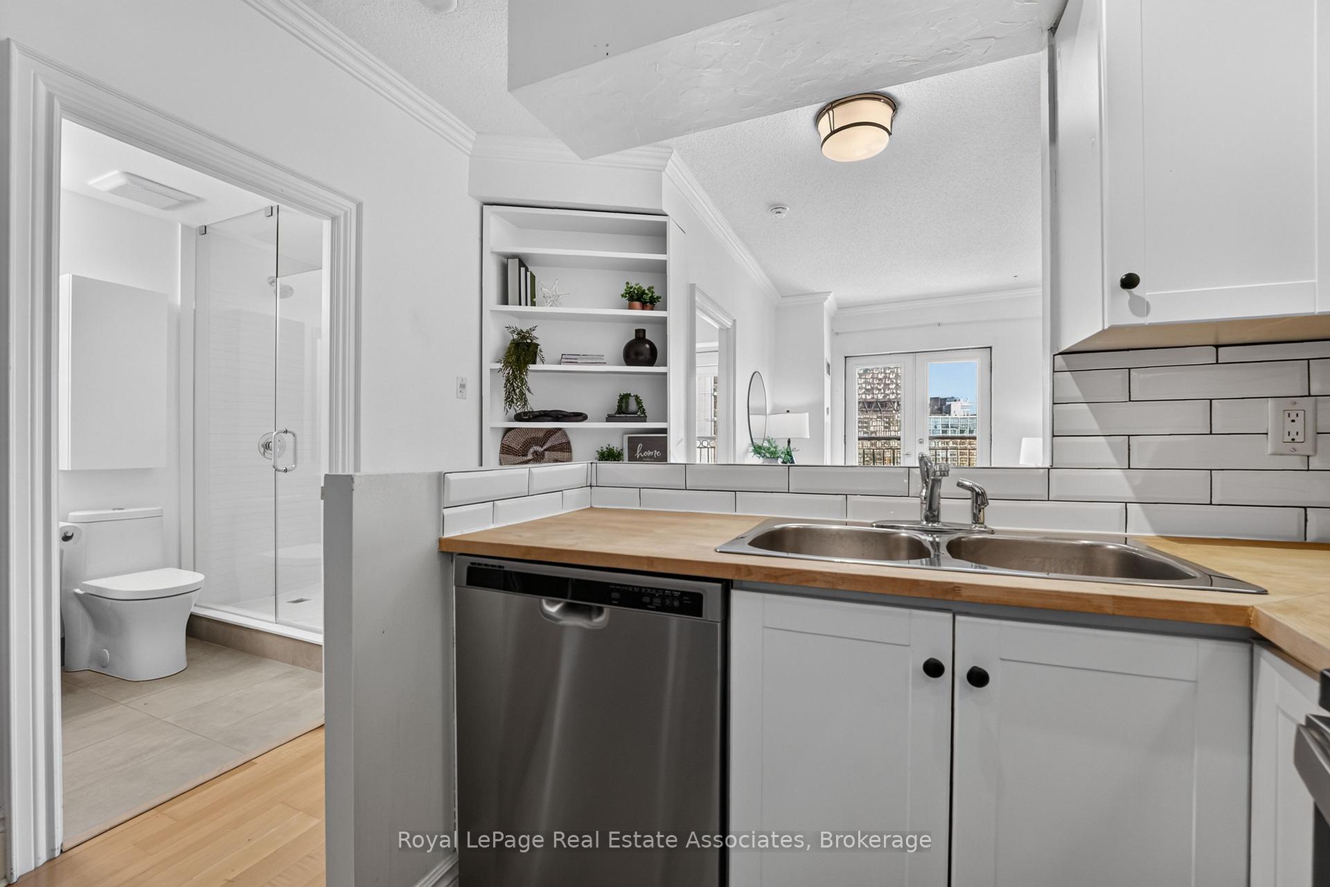 Photo 24 of Unit 1006, 115 Richmond Street E, Toronto, Church-Yonge Corridor — HOMEH