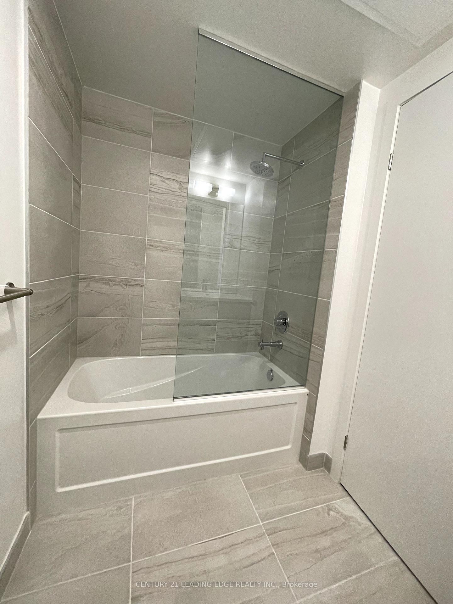 Photo 13 of Unit 5706, 55 Cooper Street, Toronto, Waterfront Communities — HOMEH