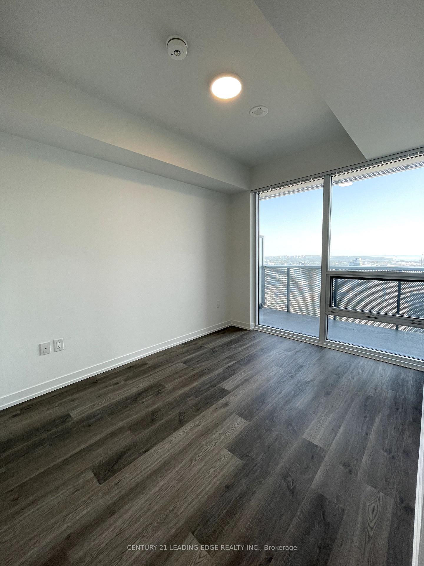 Photo 17 of Unit 5706, 55 Cooper Street, Toronto, Waterfront Communities — HOMEH