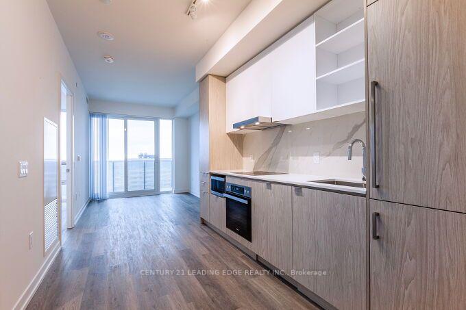 Photo 2 of Unit 5706, 55 Cooper Street, Toronto, Waterfront Communities — HOMEH