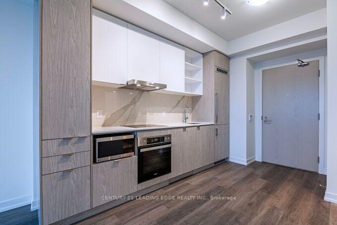 Photo 6 of Unit 5706, 55 Cooper Street, Toronto, Waterfront Communities — HOMEH