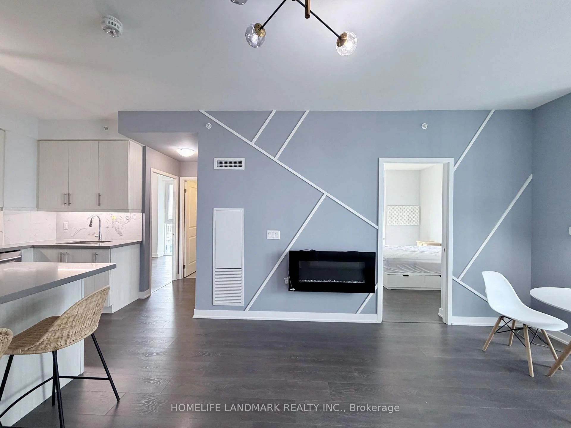 Photo 11 of Unit 1509, 75 Oneida Crescent, Richmond Hill, Langstaff — HOMEH