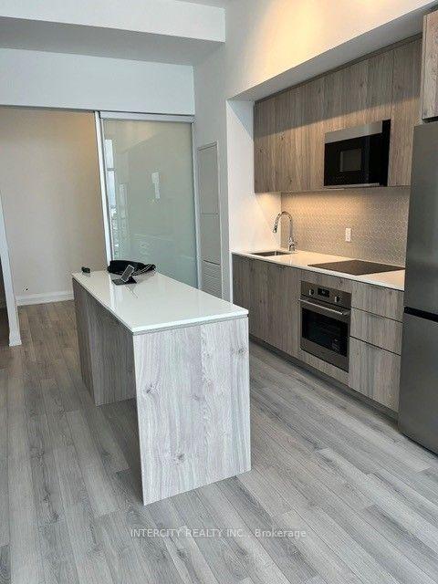 Photo 3 of Unit 925, 15 Skyridge Drive E, Brampton, Bram East — HOMEH