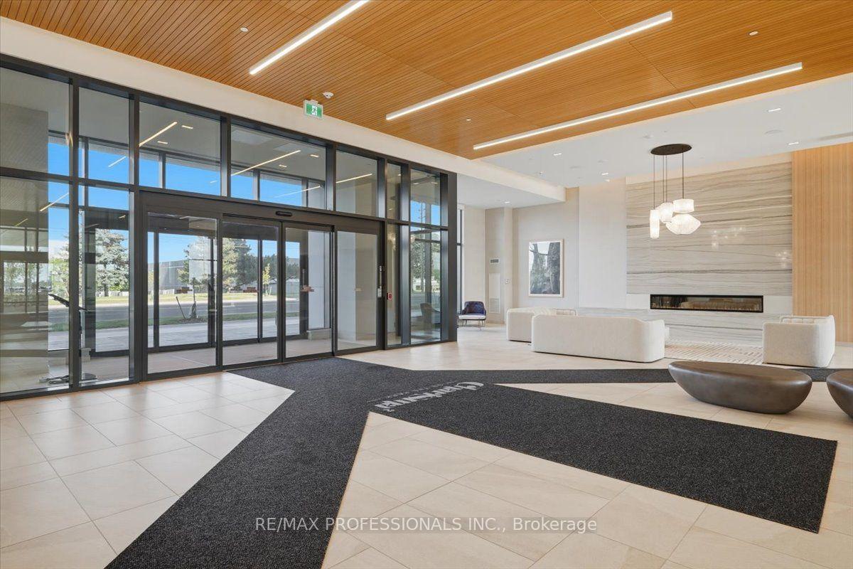 Photo 8 of Unit 321, 8960 Jane Street, Vaughan, Concord — HOMEH