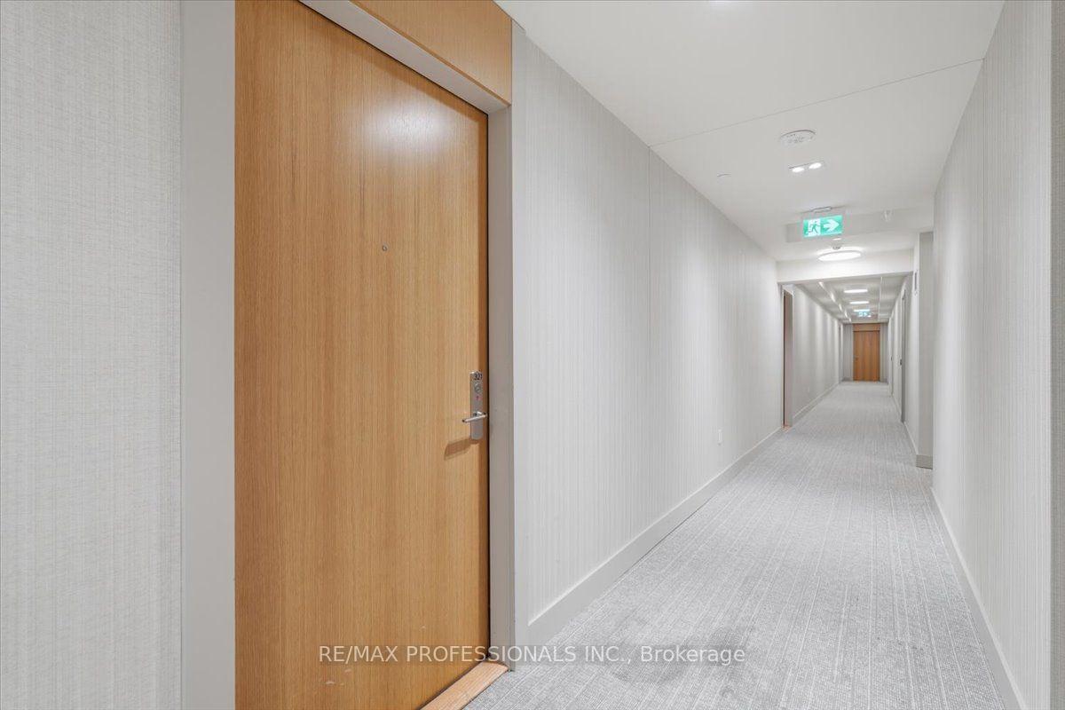 Photo 11 of Unit 321, 8960 Jane Street, Vaughan, Concord — HOMEH
