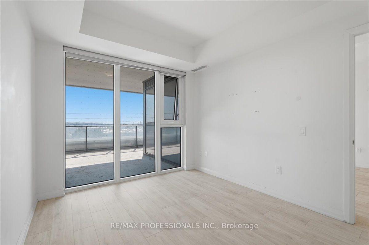 Photo 32 of Unit 321, 8960 Jane Street, Vaughan, Concord — HOMEH