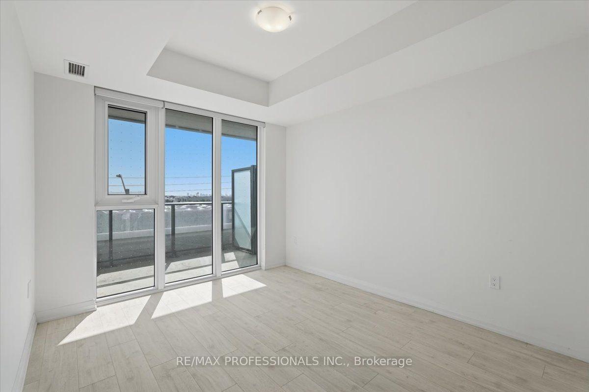 Photo 38 of Unit 321, 8960 Jane Street, Vaughan, Concord — HOMEH
