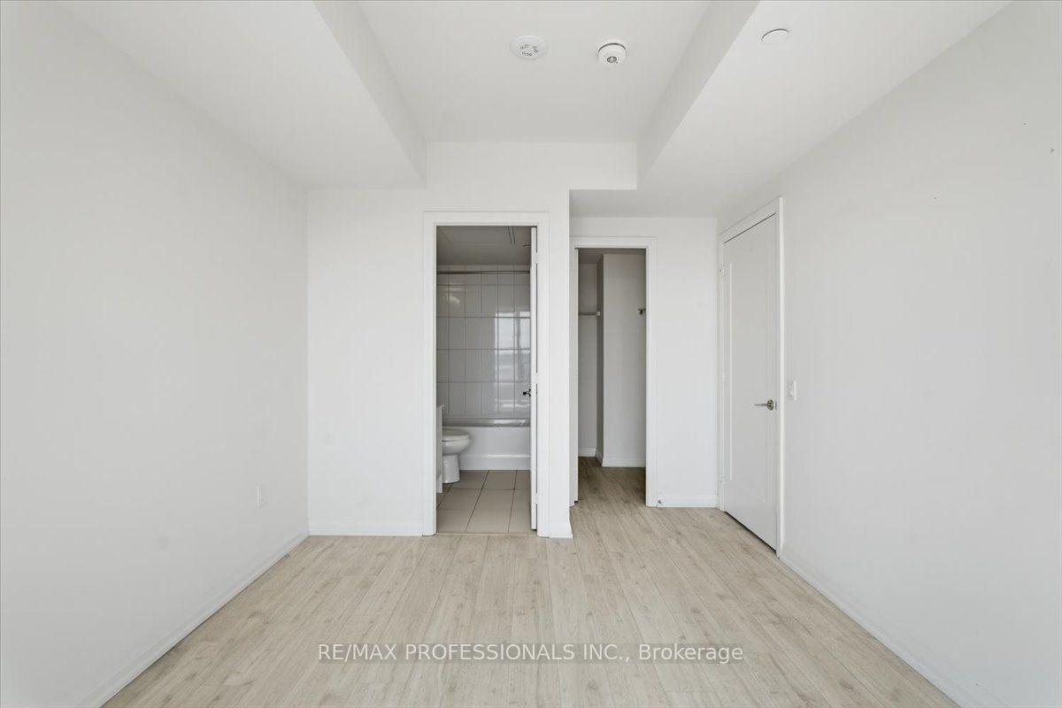 Photo 39 of Unit 321, 8960 Jane Street, Vaughan, Concord — HOMEH