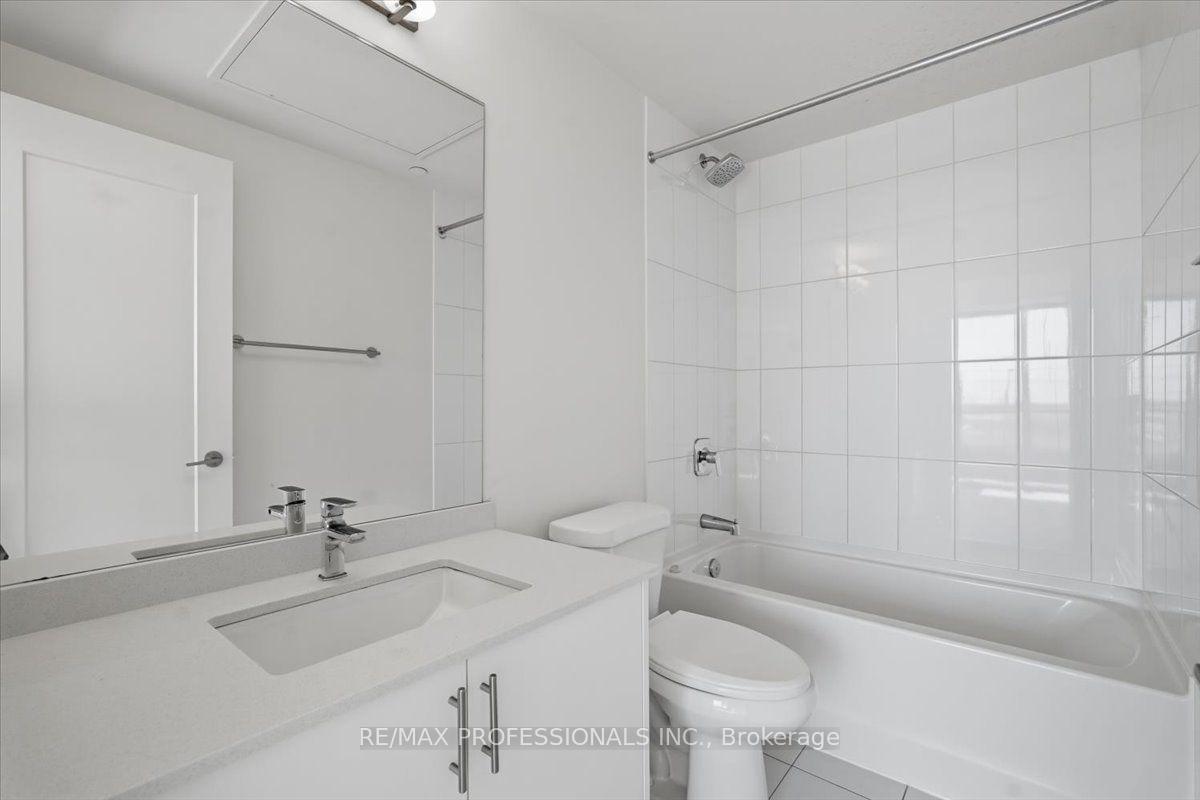 Photo 40 of Unit 321, 8960 Jane Street, Vaughan, Concord — HOMEH