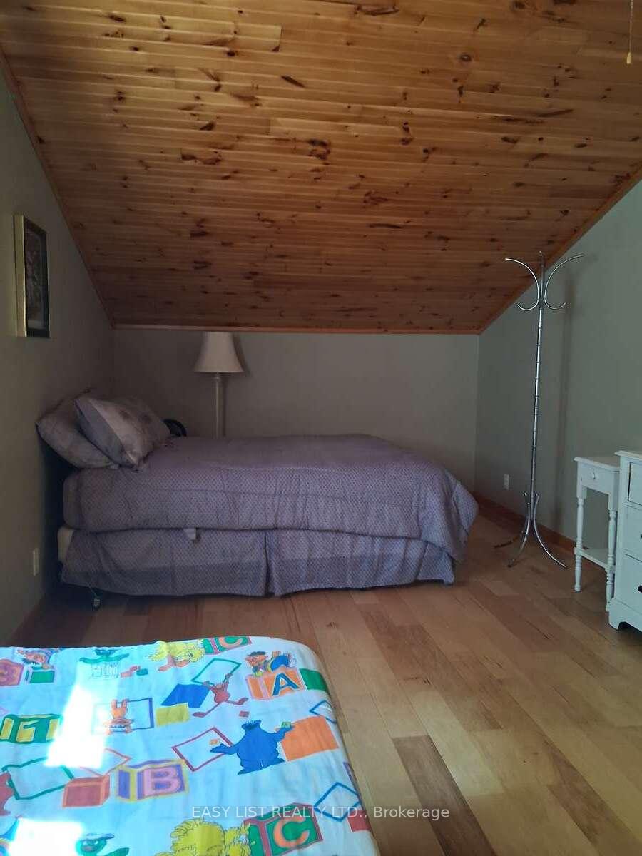 Photo 17 of 175 Old Man's Lake Lane, Magnetawan, Spence — HOMEH