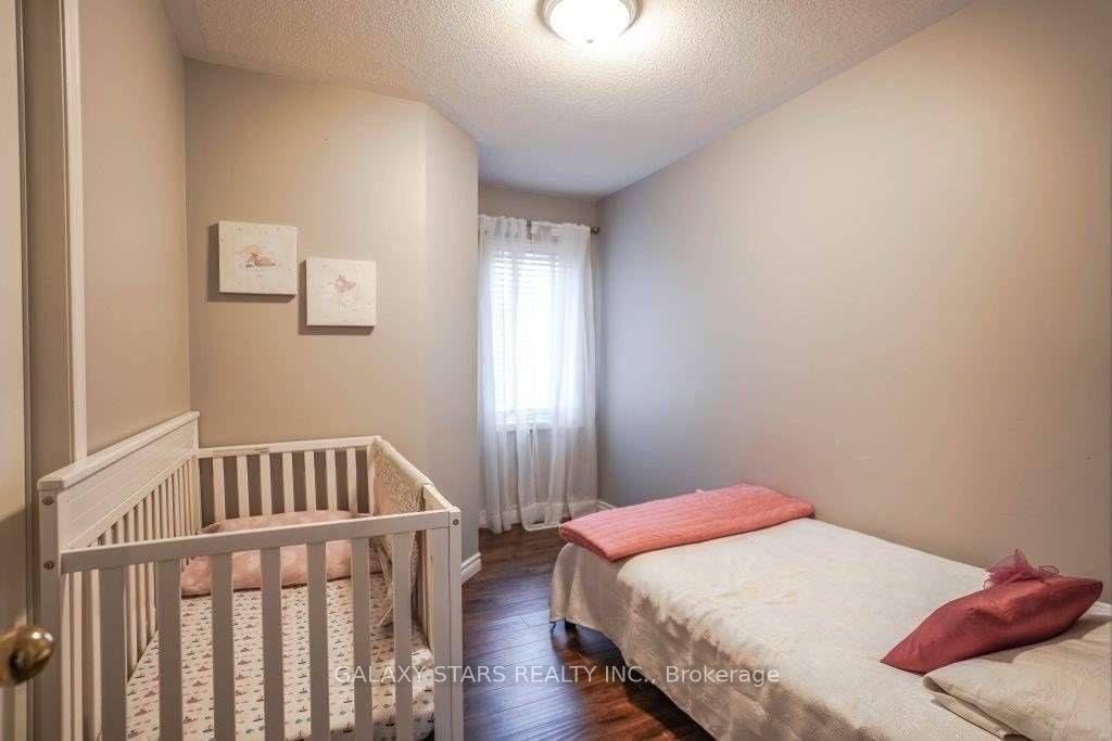 Photo 18 of 249 Monarch Avenue, Ajax, South West — HOMEH