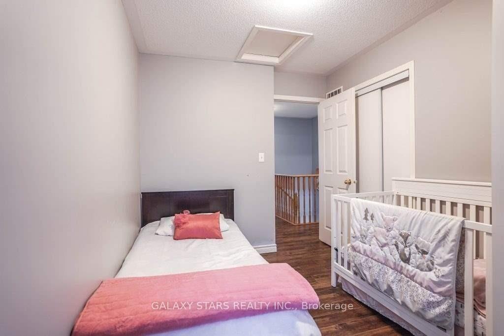 Photo 19 of 249 Monarch Avenue, Ajax, South West — HOMEH