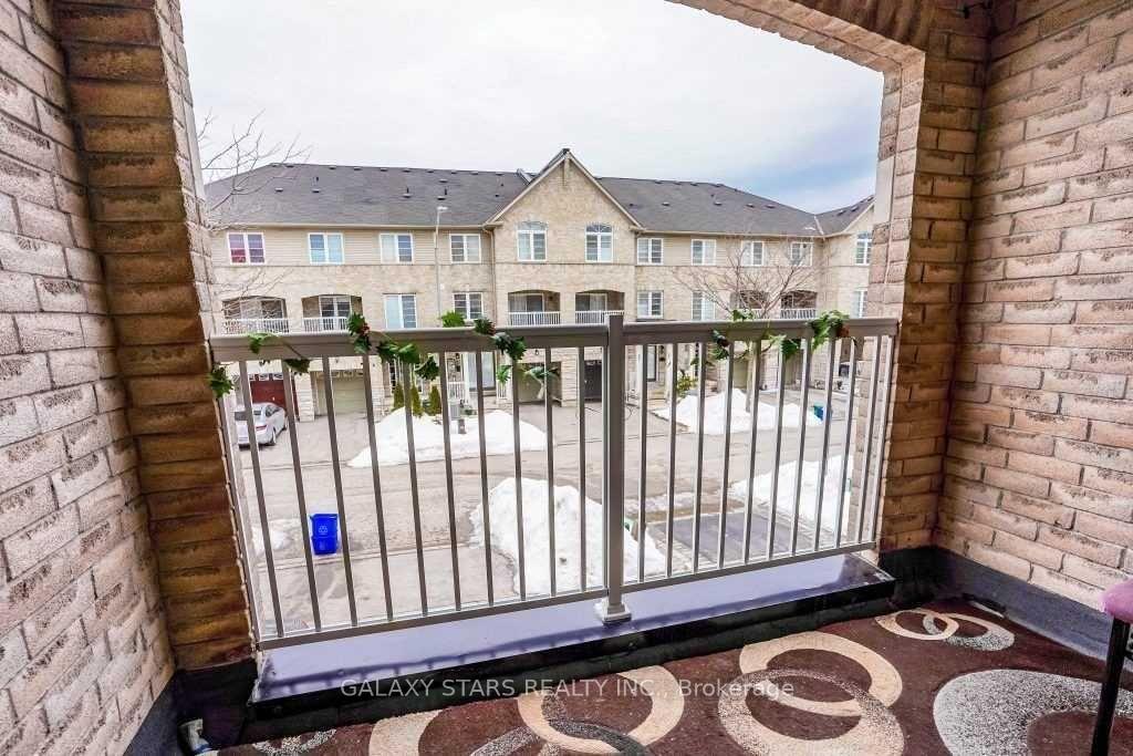 Photo 25 of 249 Monarch Avenue, Ajax, South West — HOMEH