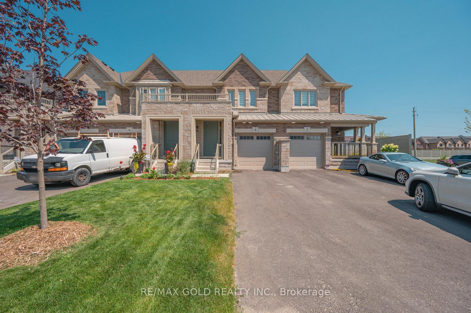 Photo 2 of 4 Kiernan Crescent N, New Tecumseth, Alliston — HOMEH