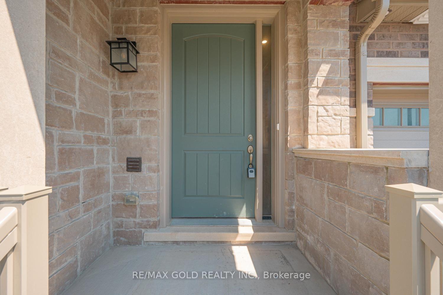 Photo 4 of 4 Kiernan Crescent N, New Tecumseth, Alliston — HOMEH