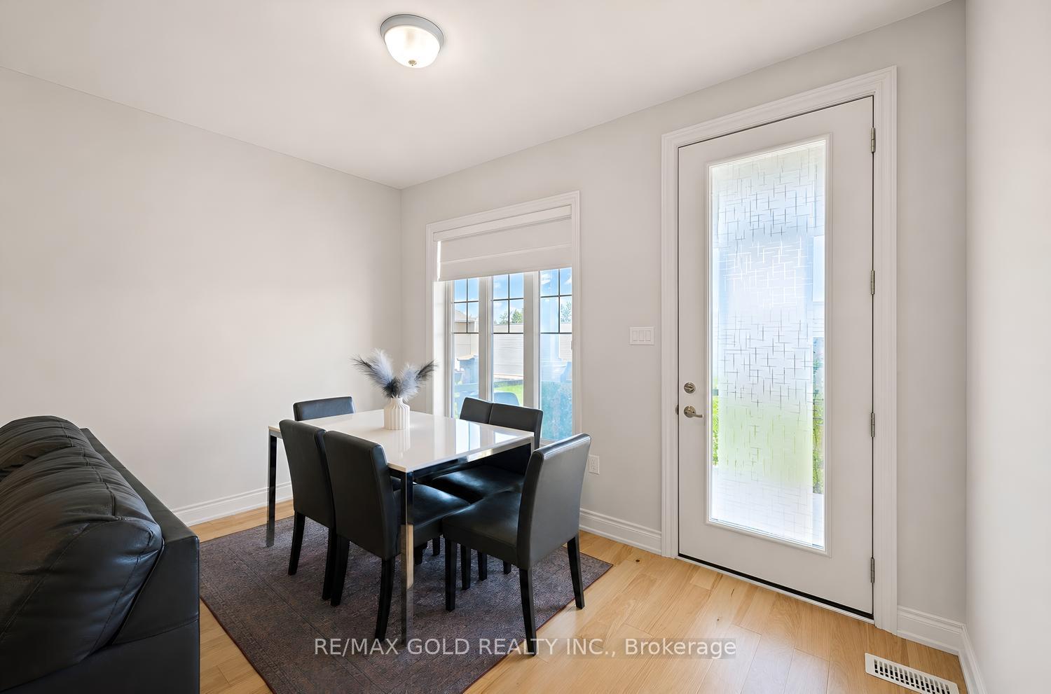 Photo 15 of 4 Kiernan Crescent N, New Tecumseth, Alliston — HOMEH