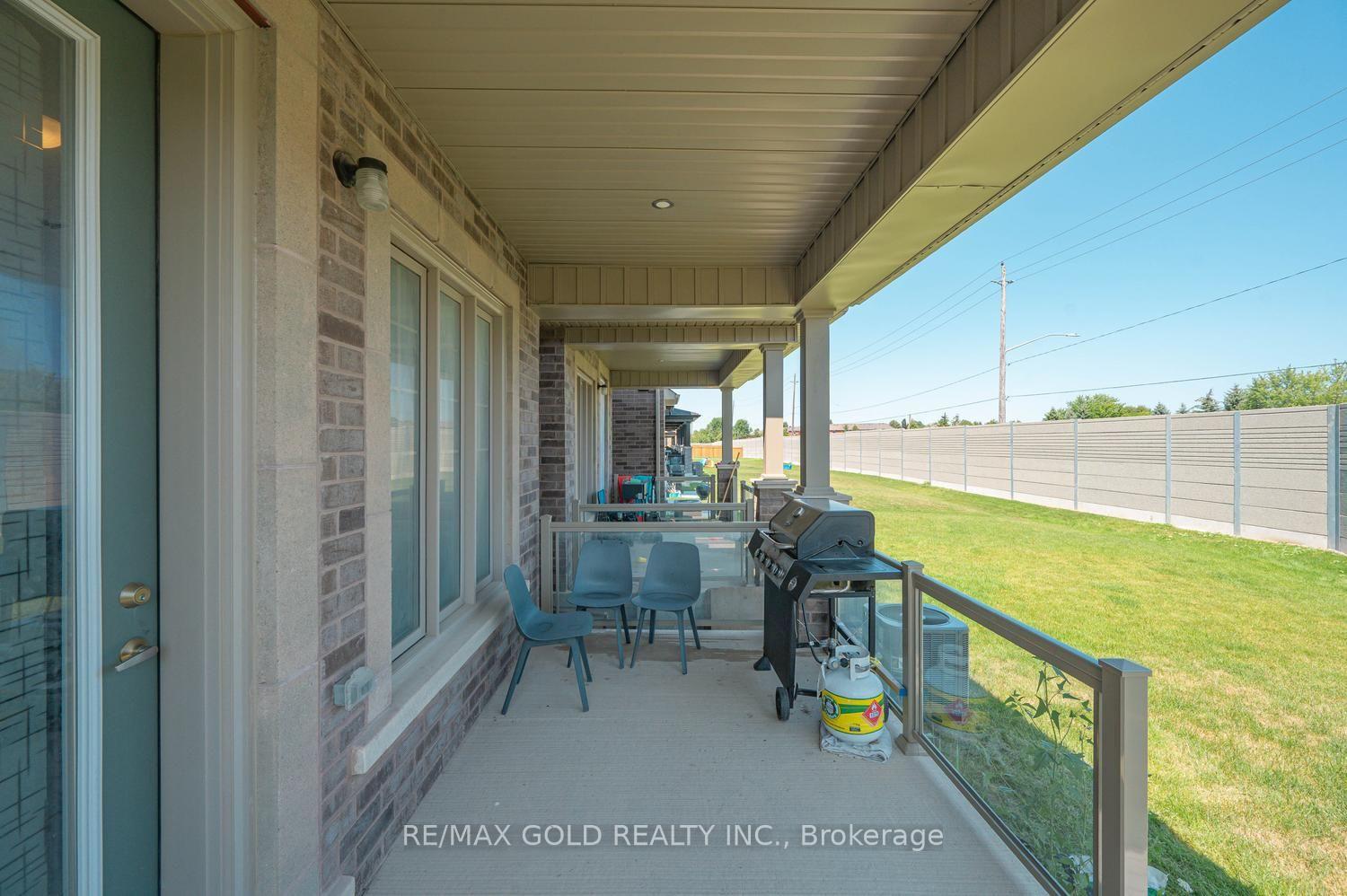Photo 45 of 4 Kiernan Crescent N, New Tecumseth, Alliston — HOMEH
