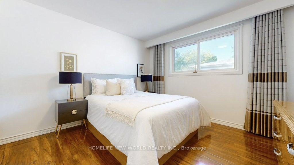 Photo 19 of Unit main Floor, 93 Clark Avenue, Markham, Thornhill — HOMEH