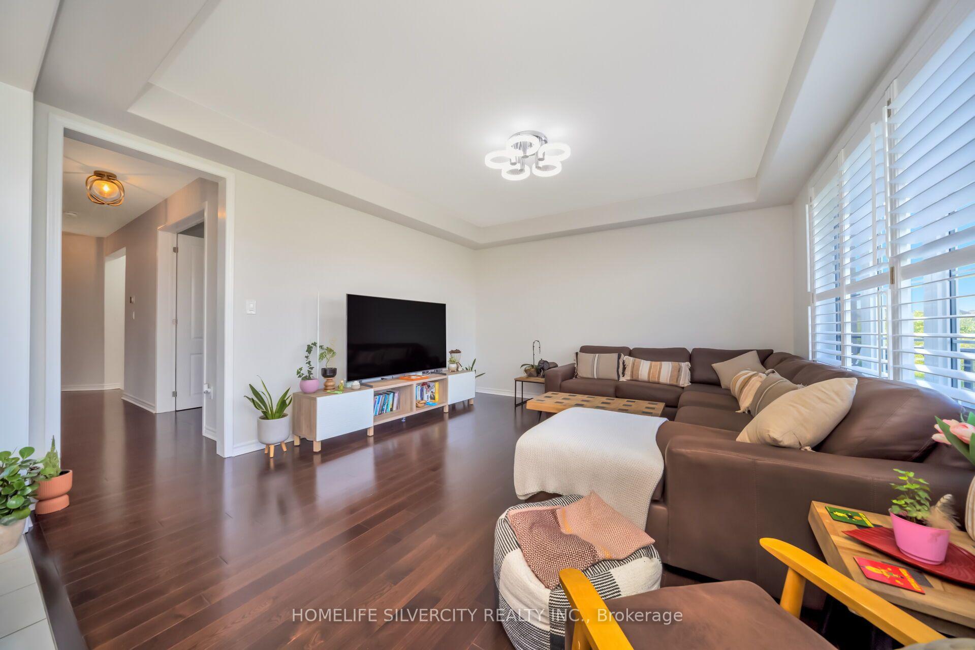 Photo 11 of 60 Tysonville Circle, Brampton, Northwest Brampton — HOMEH