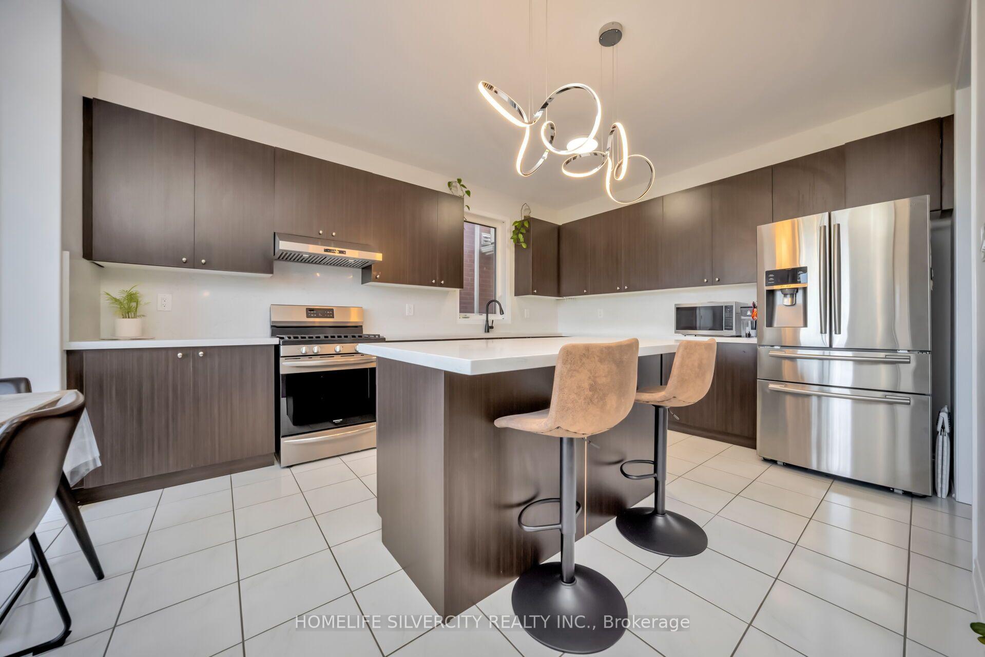 Photo 14 of 60 Tysonville Circle, Brampton, Northwest Brampton — HOMEH