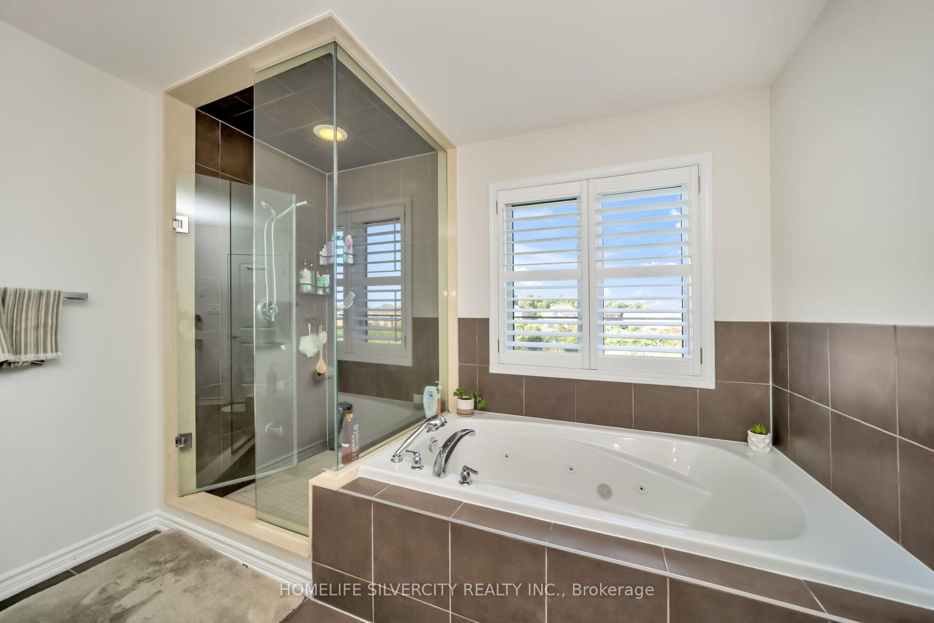 Photo 25 of 60 Tysonville Circle, Brampton, Northwest Brampton — HOMEH
