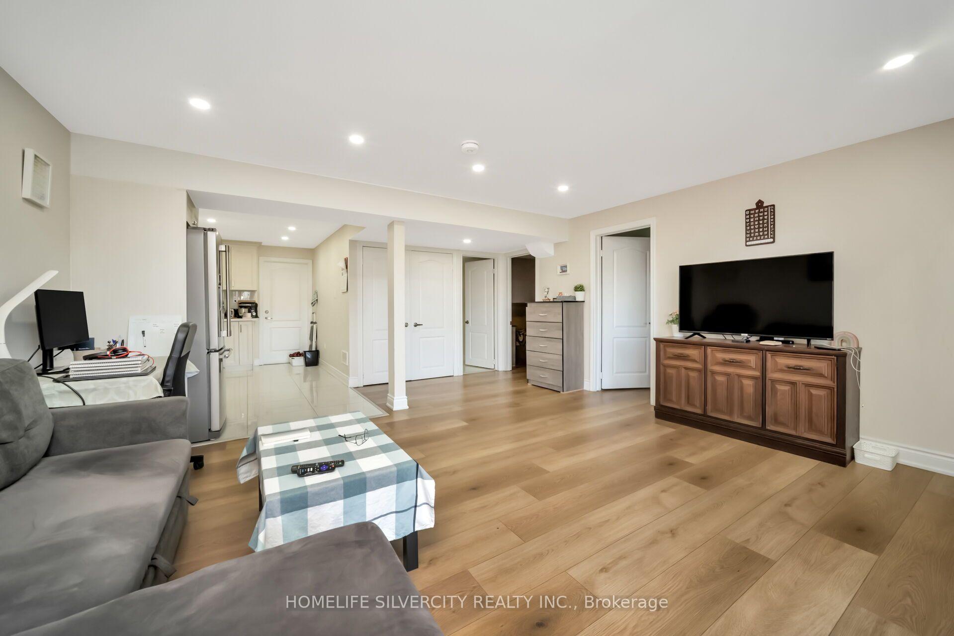 Photo 35 of 60 Tysonville Circle, Brampton, Northwest Brampton — HOMEH