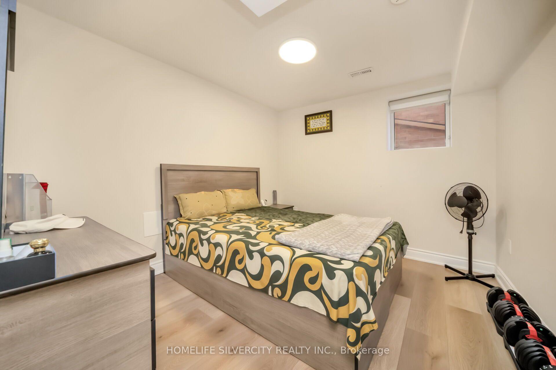 Photo 39 of 60 Tysonville Circle, Brampton, Northwest Brampton — HOMEH