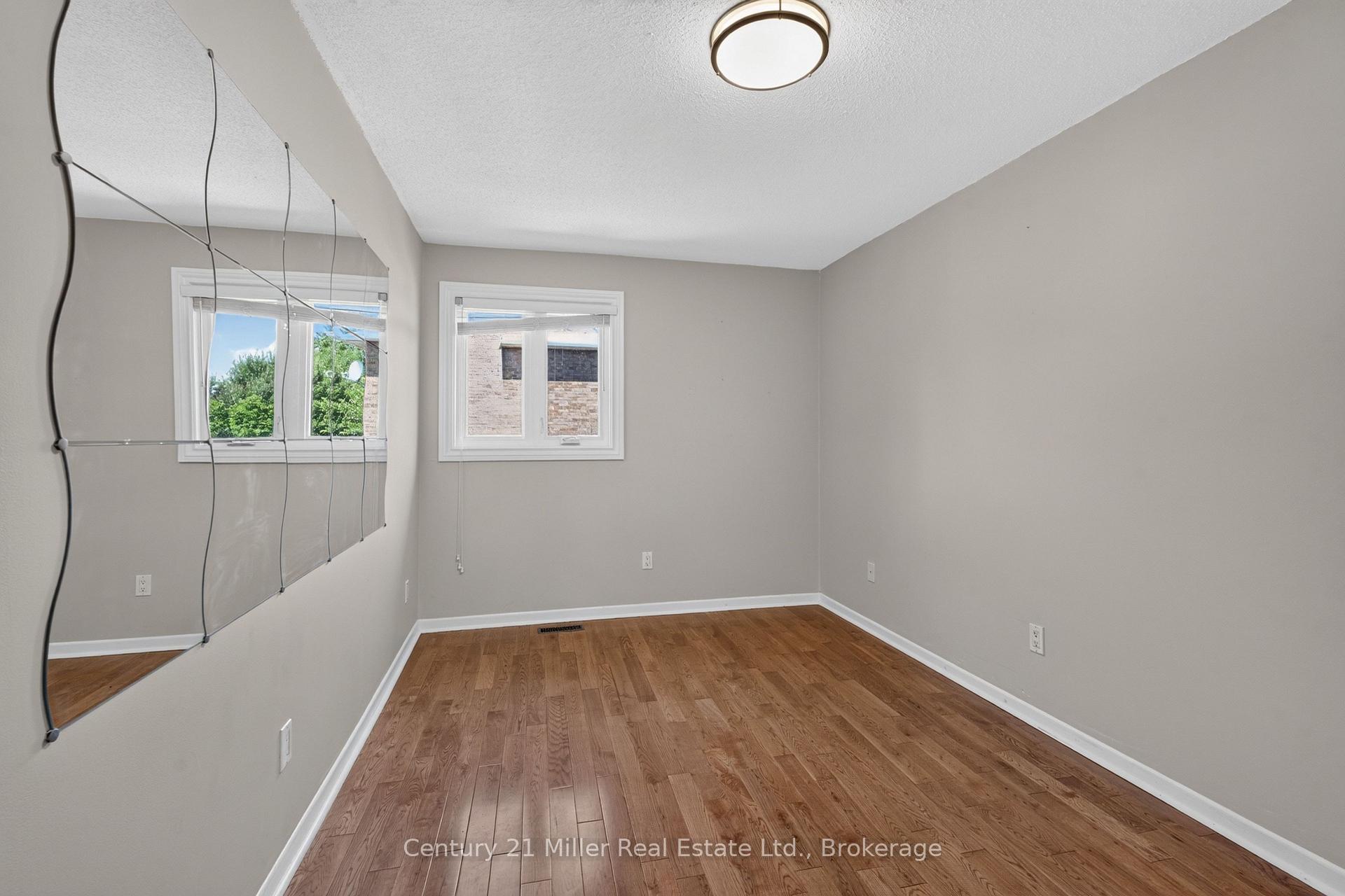 Photo 15 of 1162 Avondale Drive, Oakville, Wedgewood Creek — HOMEH