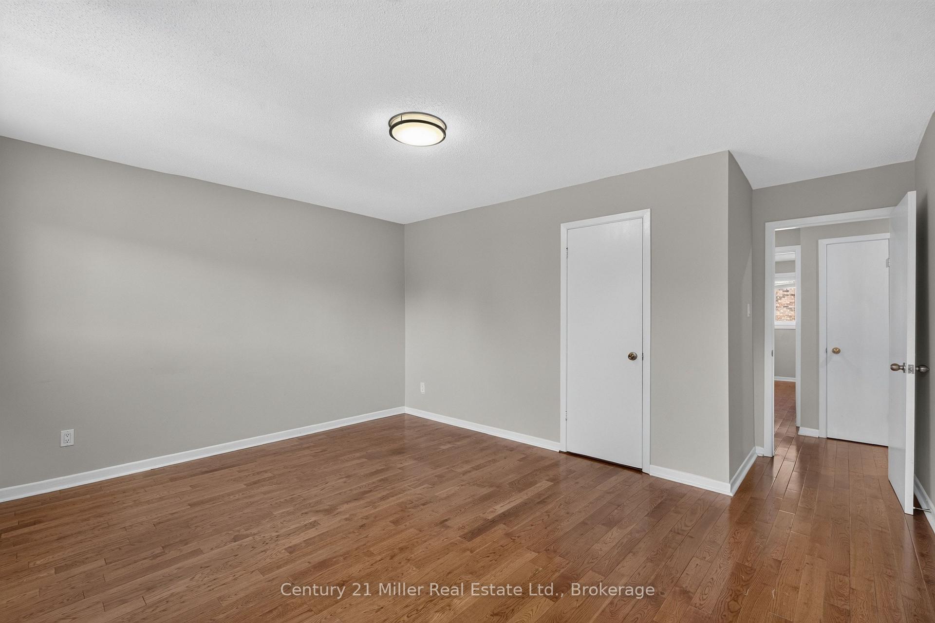 Photo 18 of 1162 Avondale Drive, Oakville, Wedgewood Creek — HOMEH