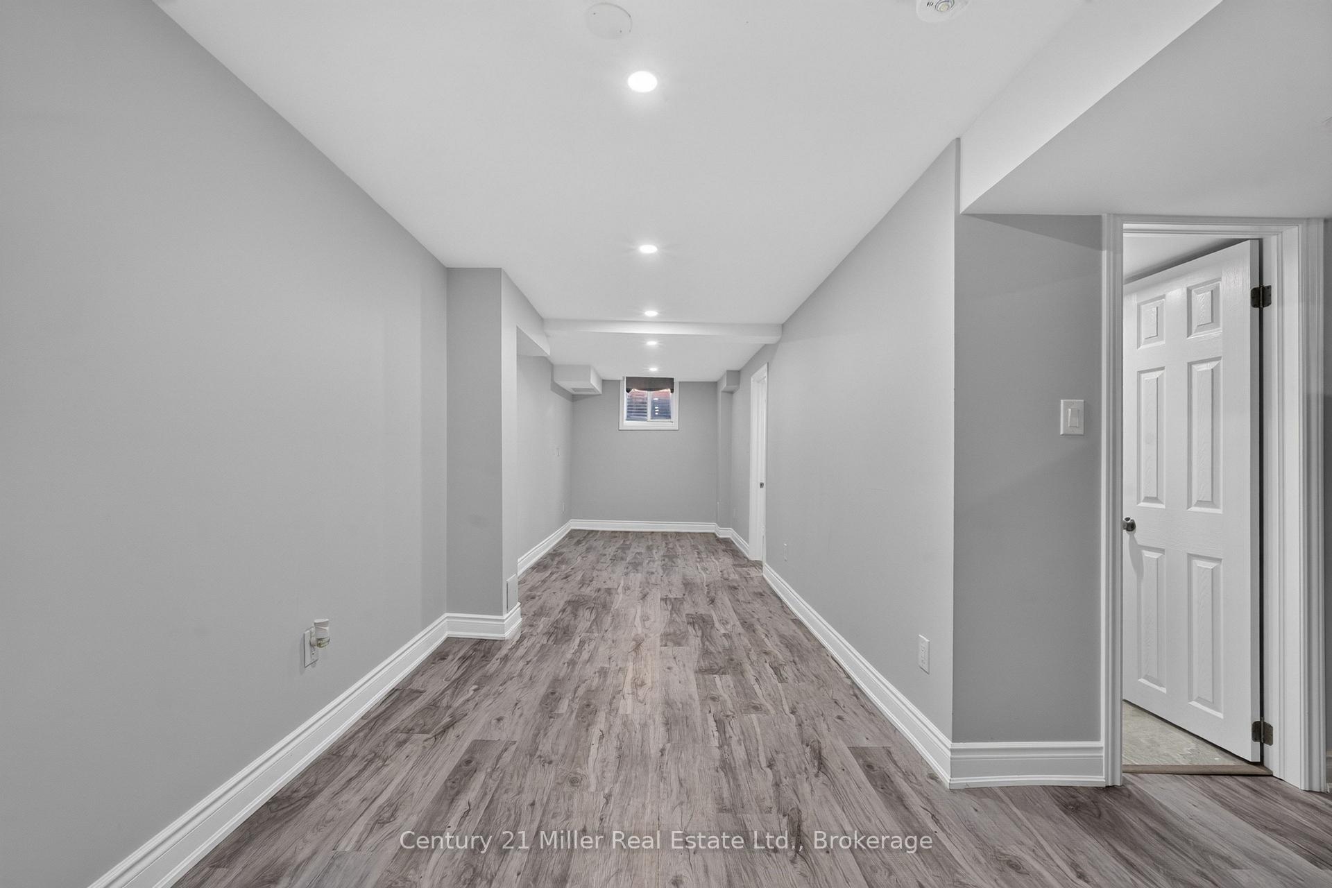 Photo 30 of 1162 Avondale Drive, Oakville, Wedgewood Creek — HOMEH