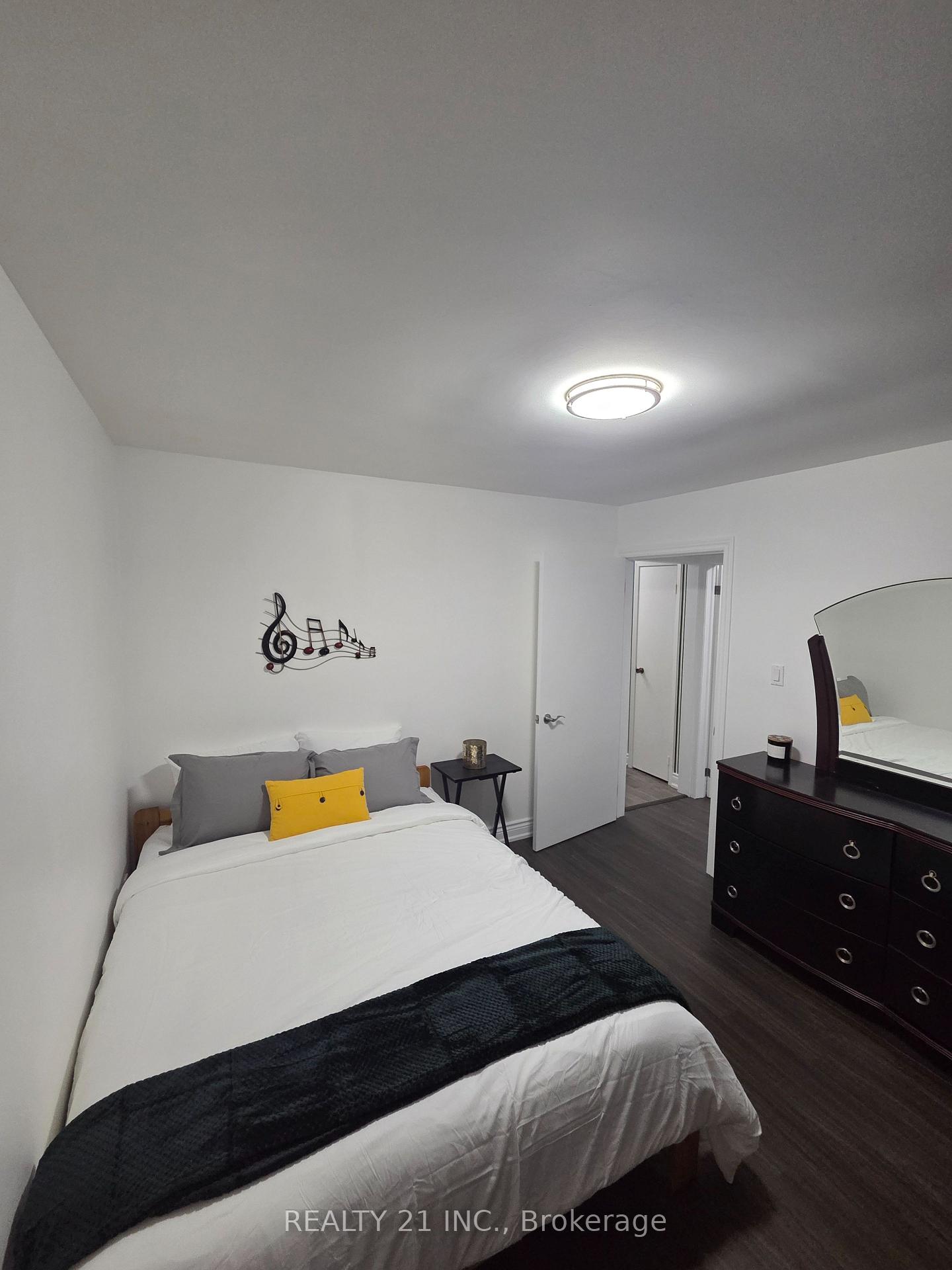 Photo 12 of Unit Upper, 32 Lionhead Trail, Scarborough, Rouge — HOMEH