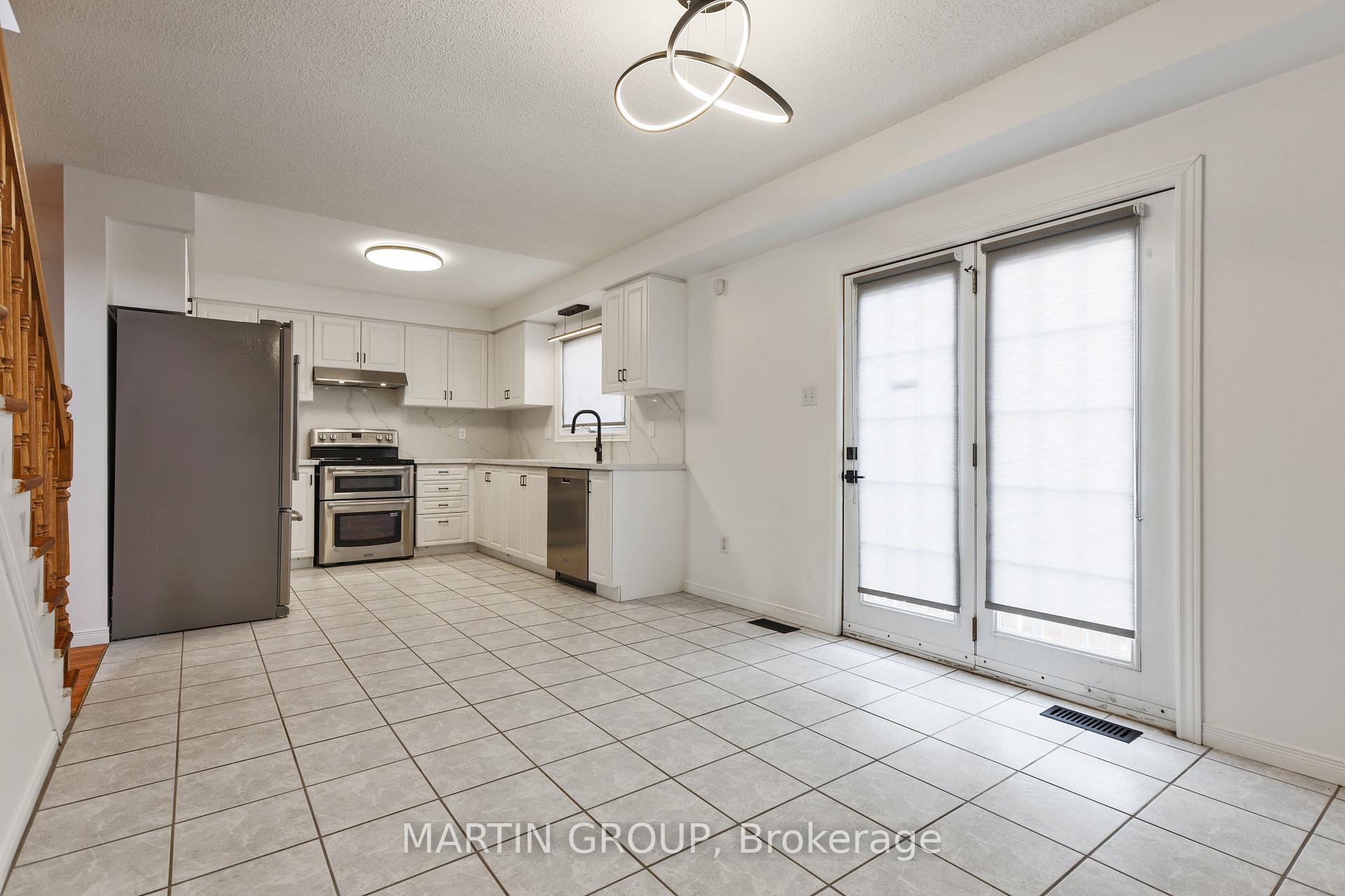 Photo 10 of 48 Evans Street, Hamilton, Landsdale — HOMEH
