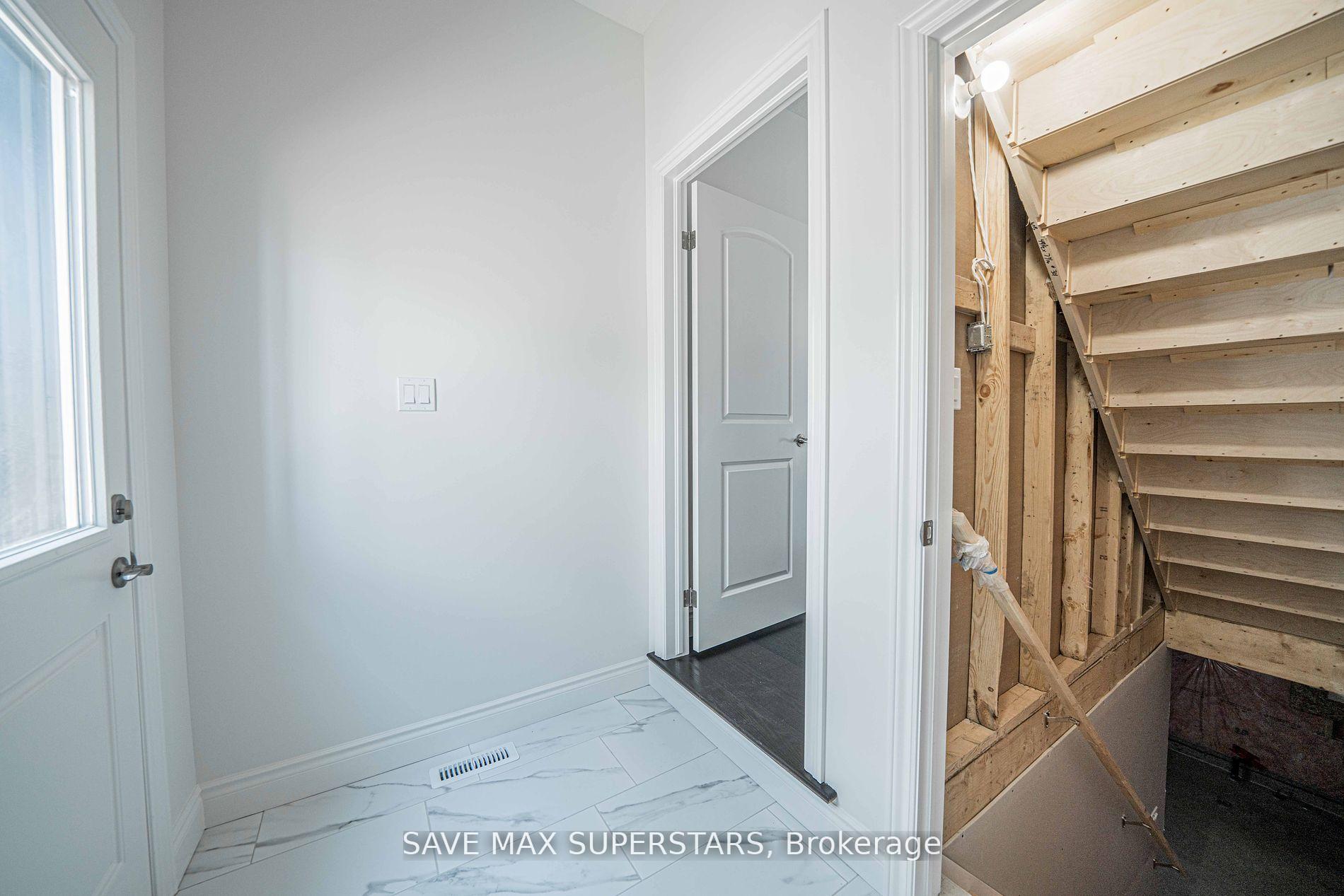 Photo 14 of Unit Upper, 201 Roy Mcdonald Drive, London, South W — HOMEH
