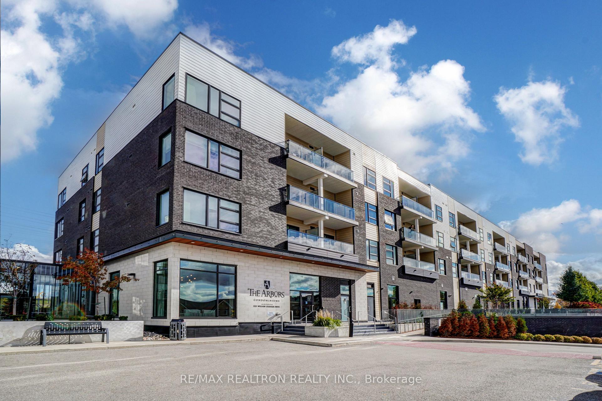 Photo 2 of Unit 331, 555 William Graham Drive, Aurora, Rural Aurora — HOMEH
