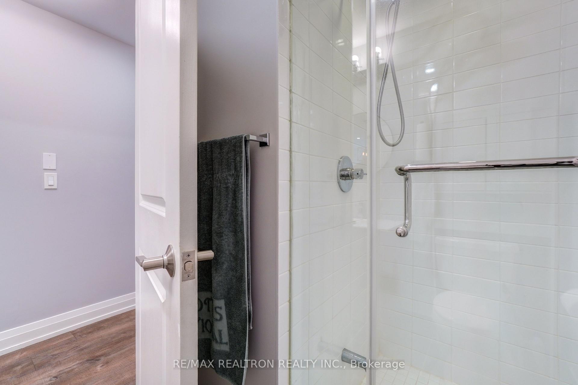 Photo 25 of Unit 331, 555 William Graham Drive, Aurora, Rural Aurora — HOMEH