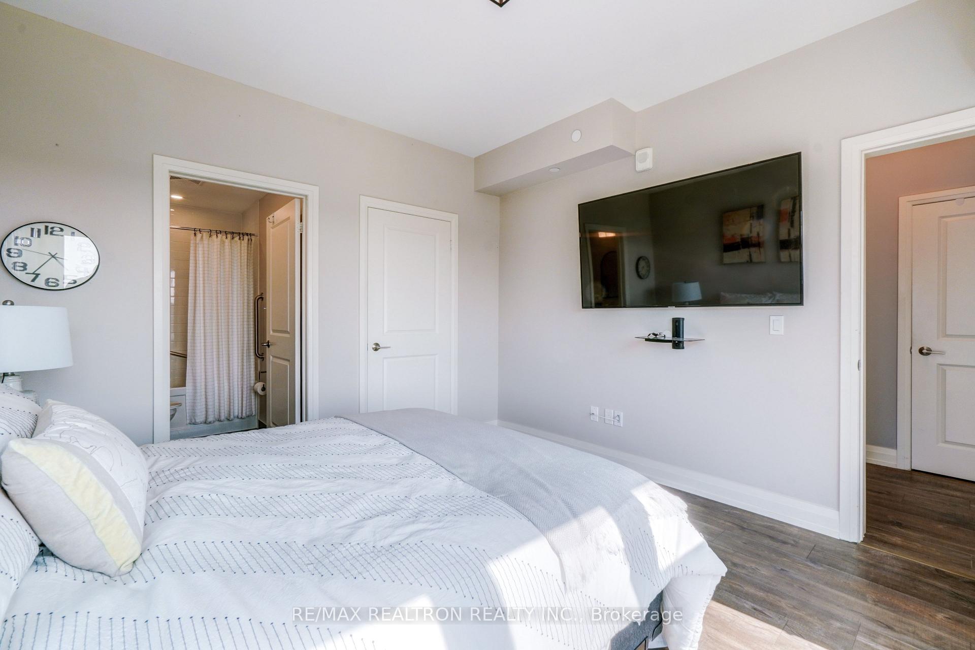 Photo 29 of Unit 331, 555 William Graham Drive, Aurora, Rural Aurora — HOMEH