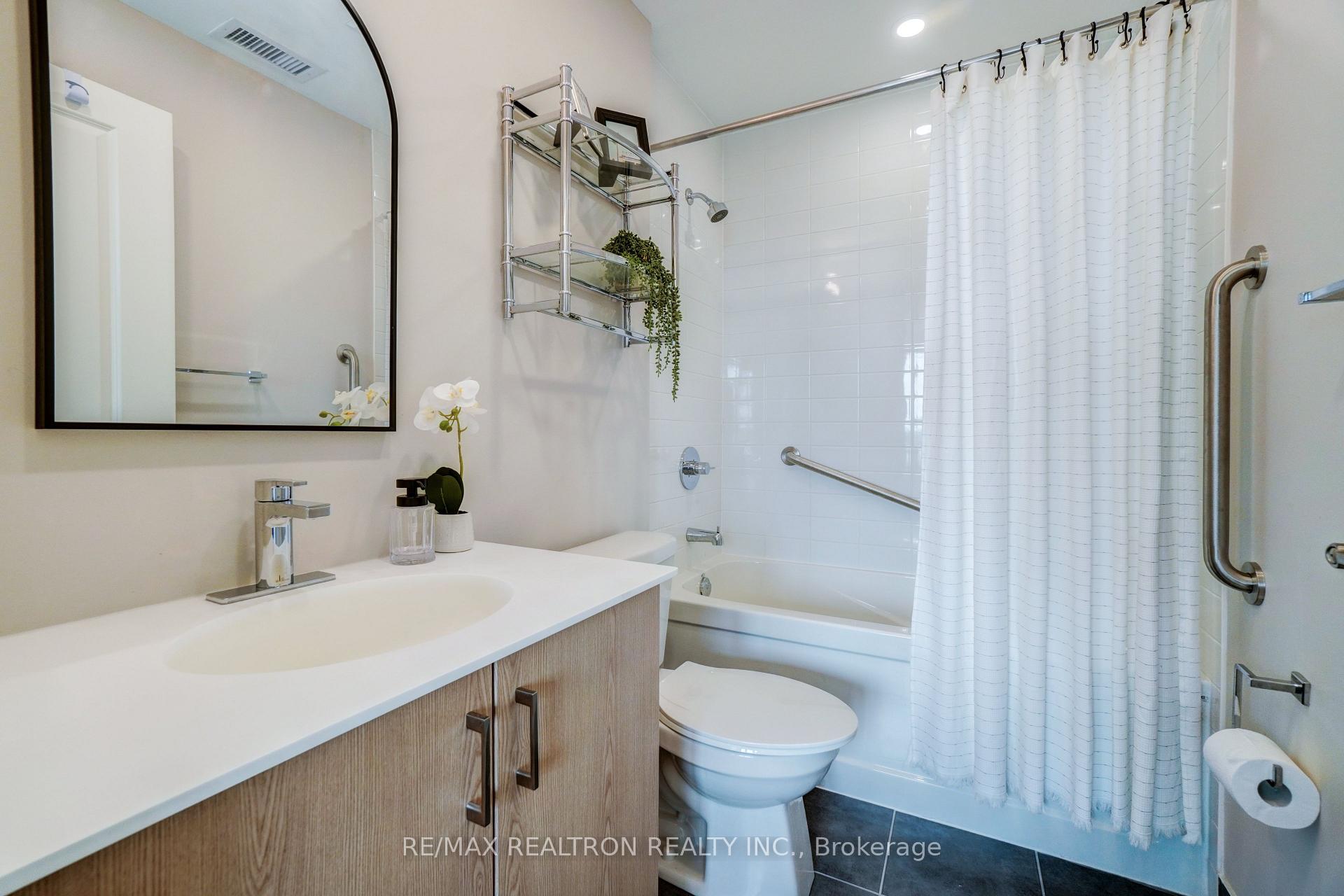 Photo 30 of Unit 331, 555 William Graham Drive, Aurora, Rural Aurora — HOMEH