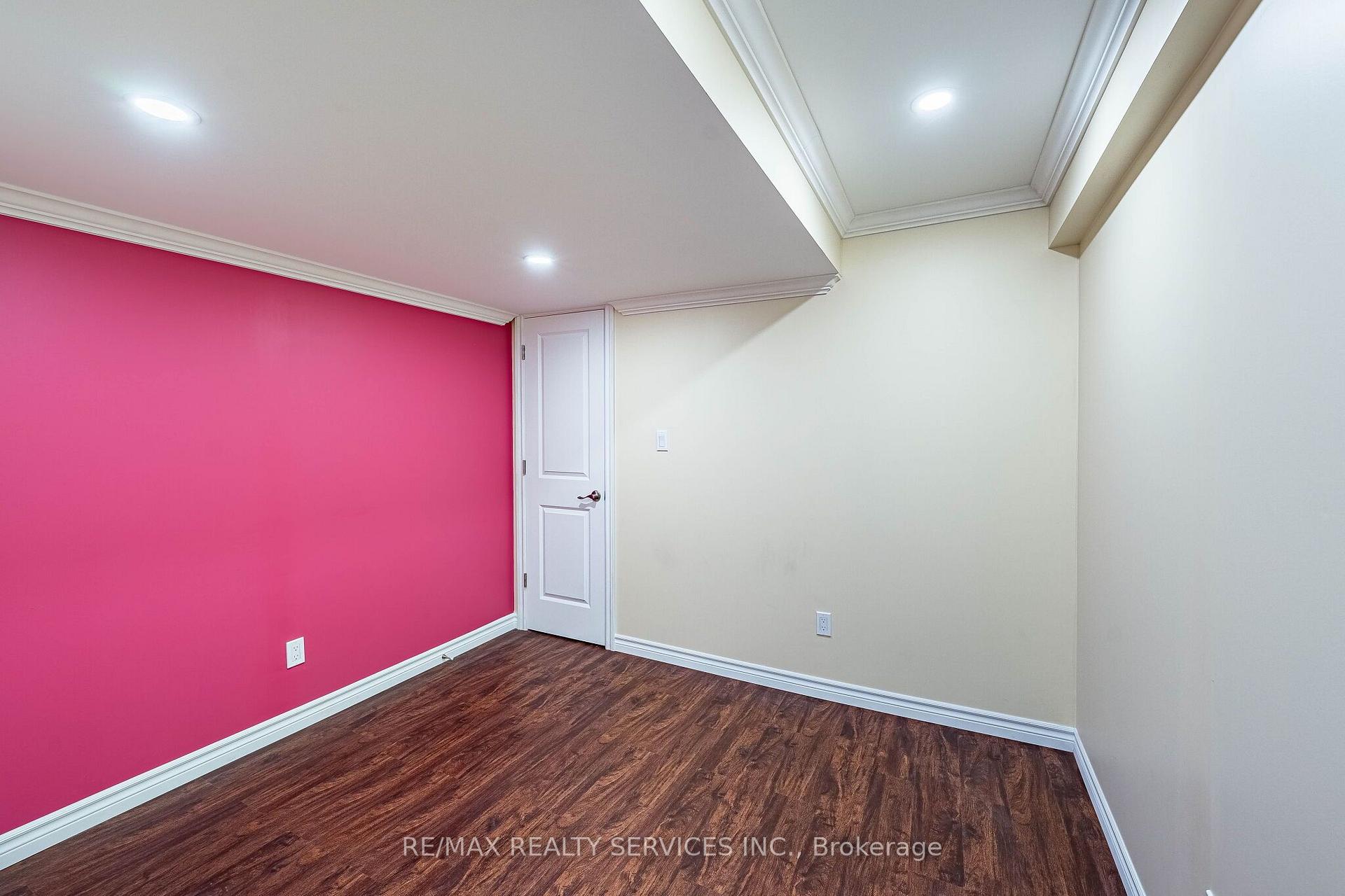 Photo 46 of 43 Sonoma Valley Crescent, Hamilton, Mewburn — HOMEH
