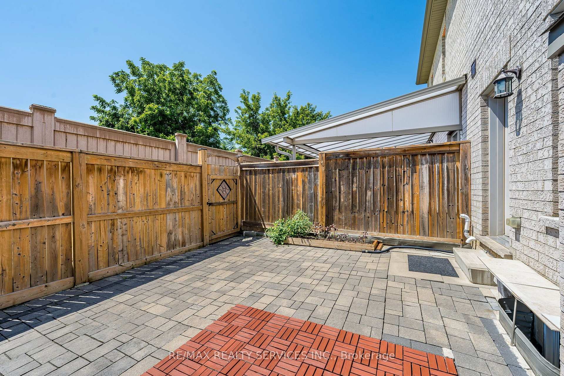 Photo 49 of 43 Sonoma Valley Crescent, Hamilton, Mewburn — HOMEH