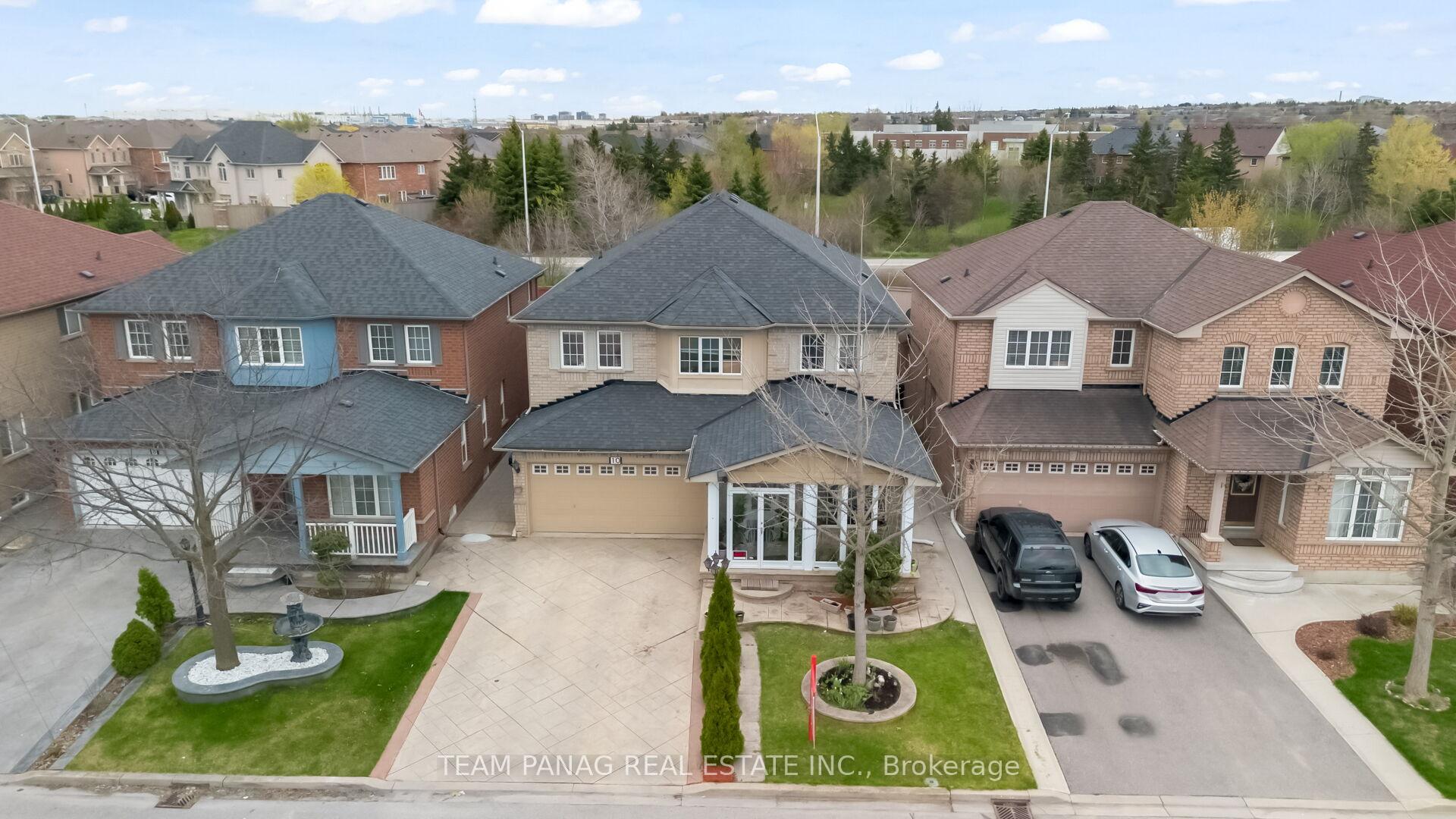 Photo 1 of 10 Hollowgrove Boulevard, Brampton, Vales of Castlemore — HOMEH