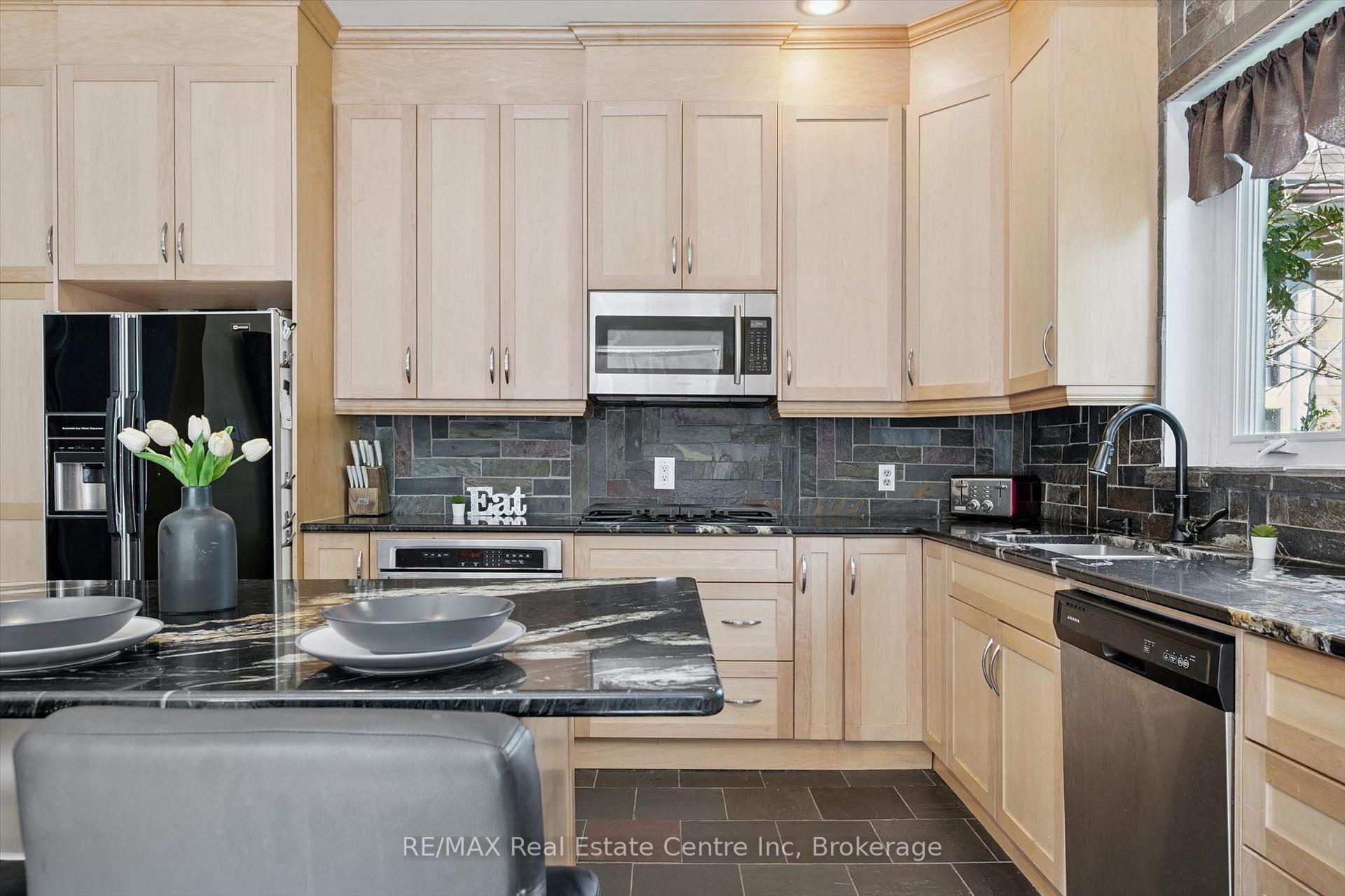 Photo 6 of 6594 Forestell Road, Puslinch, Rural Puslinch West — HOMEH