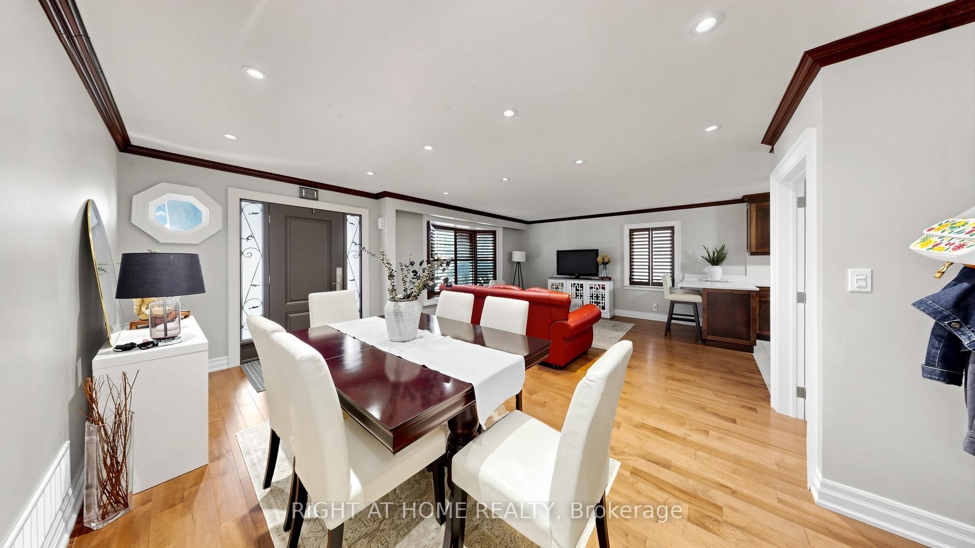 Photo 13 of 87 Riverdale Drive, Etobicoke, Thistletown-Beaumonde Heights — HOMEH