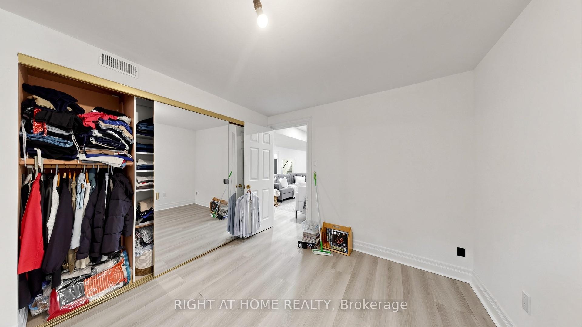 Photo 28 of 87 Riverdale Drive, Etobicoke, Thistletown-Beaumonde Heights — HOMEH